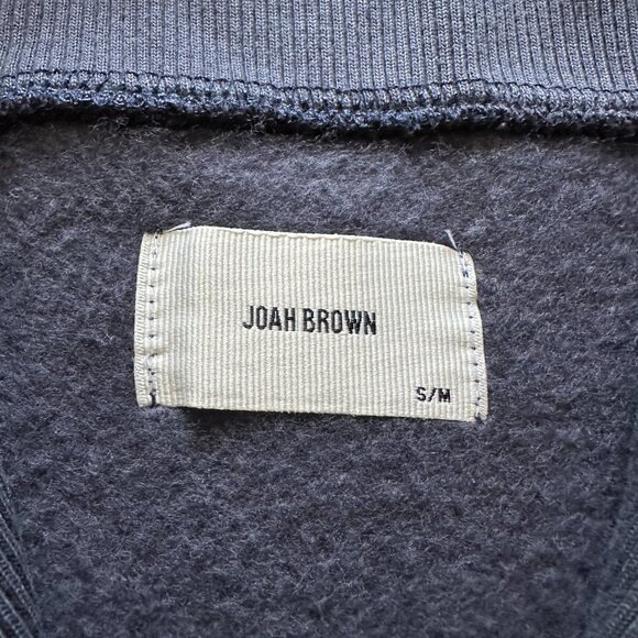Joah Brown Navy Crop Sweatshirt - Picture 3 of 5